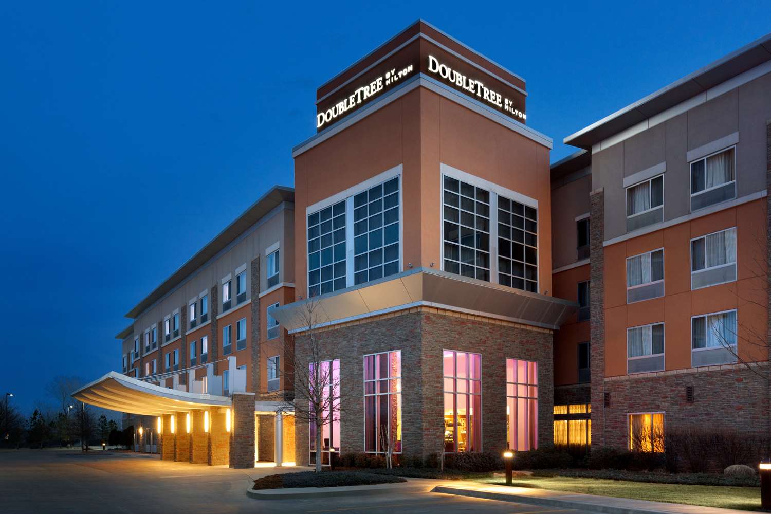 DoubleTree by Hilton Oklahoma City Airport 2