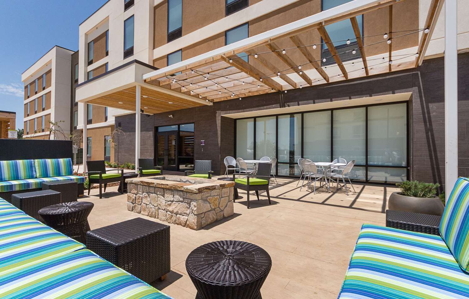 Home2 Suites by Hilton Oklahoma City Yukon 2