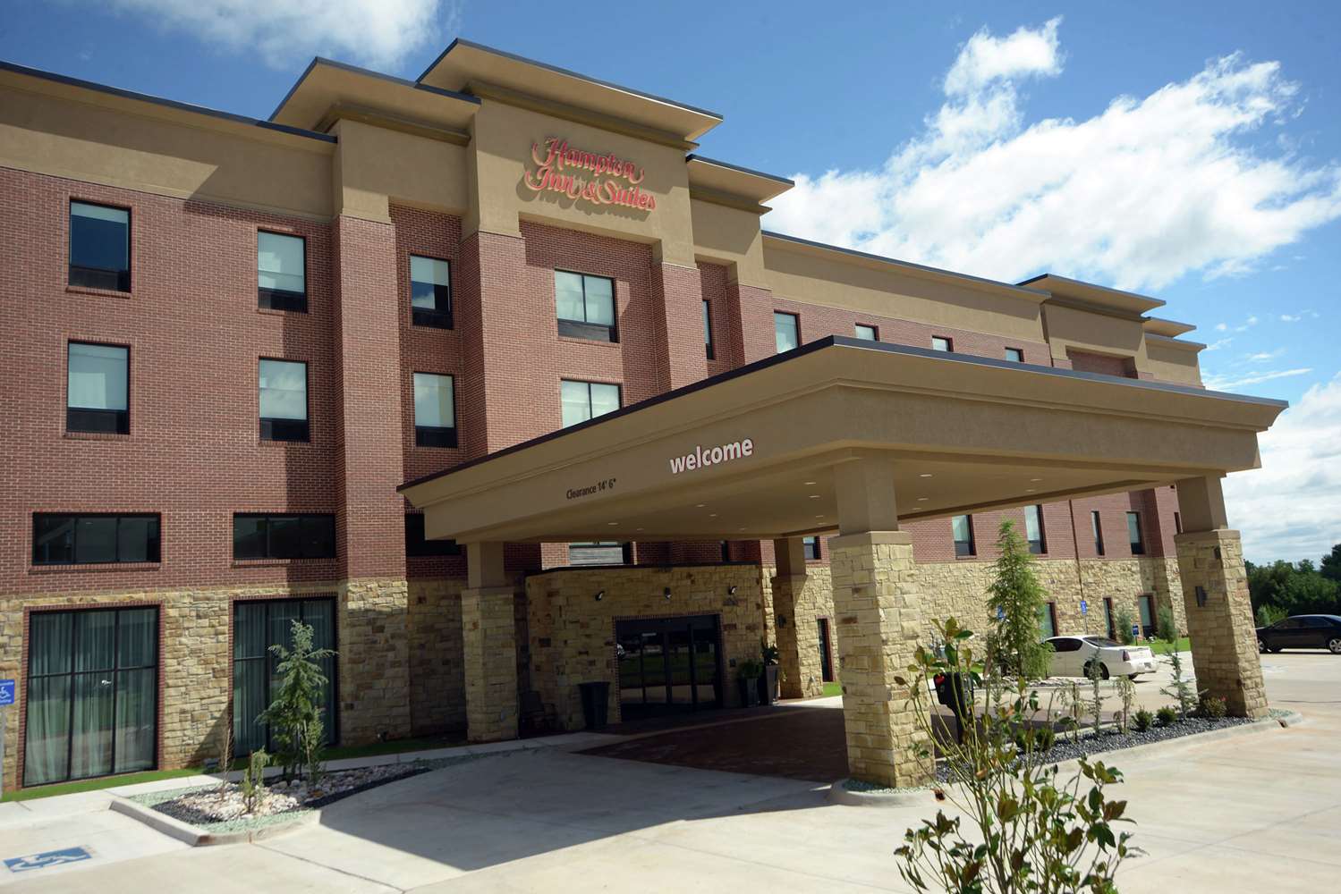 Hampton Inn & Suites Oklahoma City/Quail Springs 1
