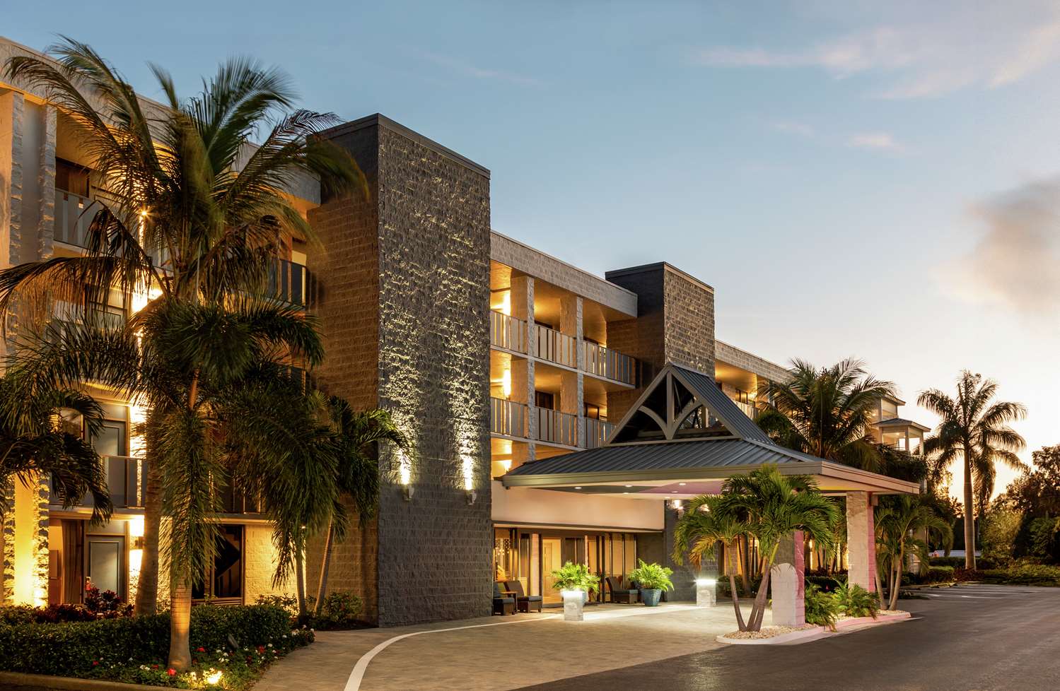 Spark by Hilton Sarasota Siesta Key Gateway 2