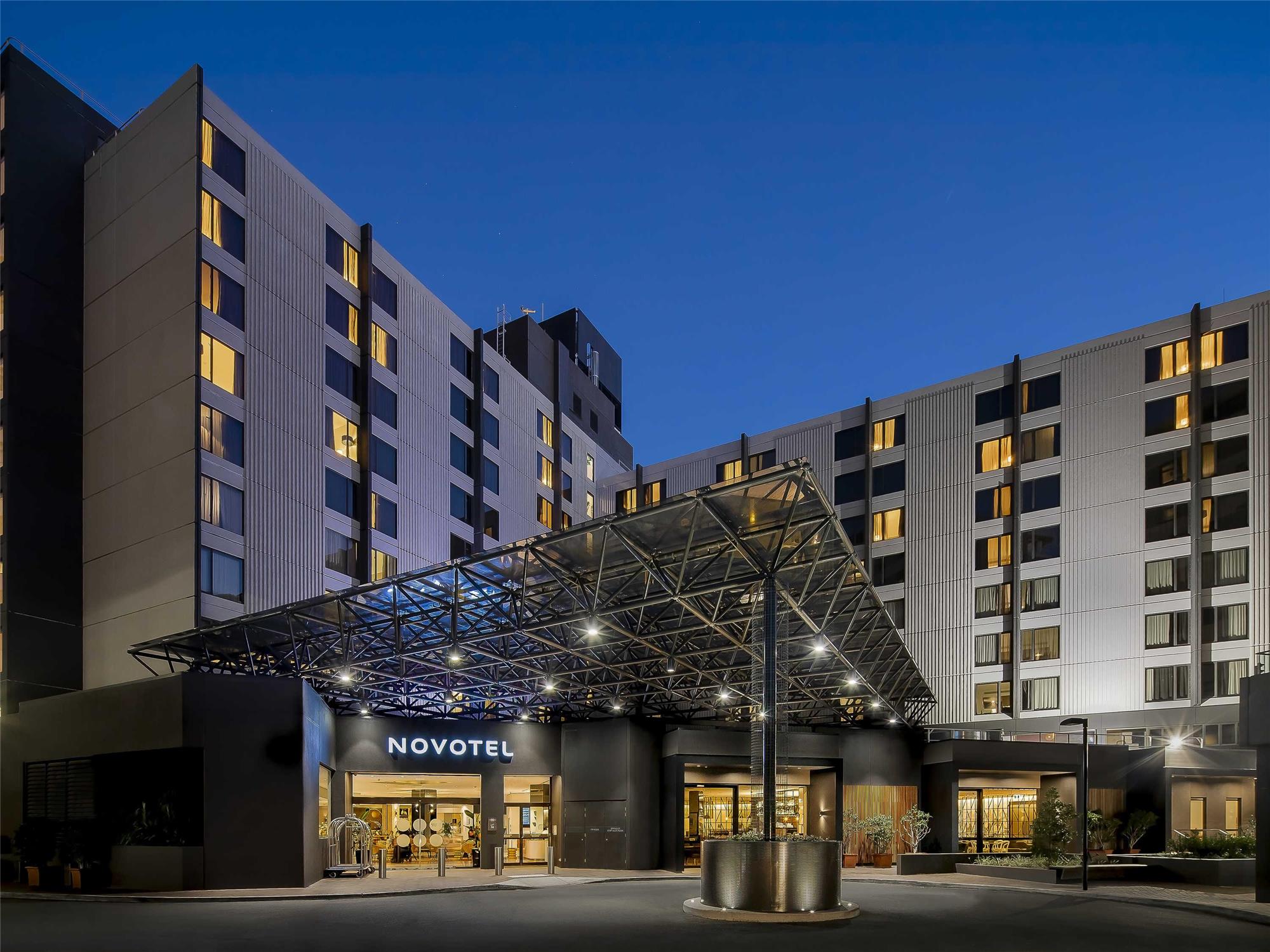 Novotel Sydney International Airport 2
