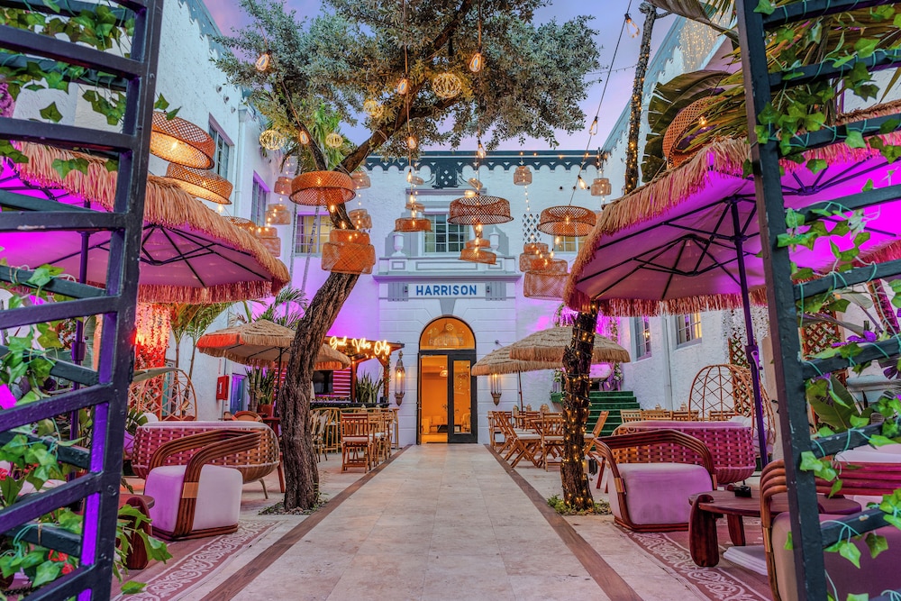 Hotel Harrison On the Beach