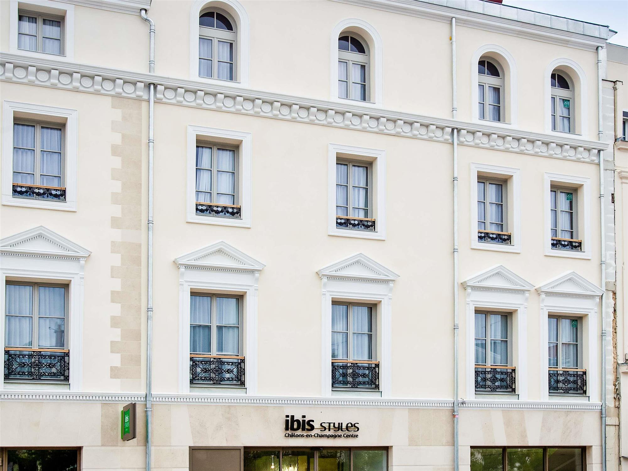 ibis Styles Chalons en Champagne Centre 1