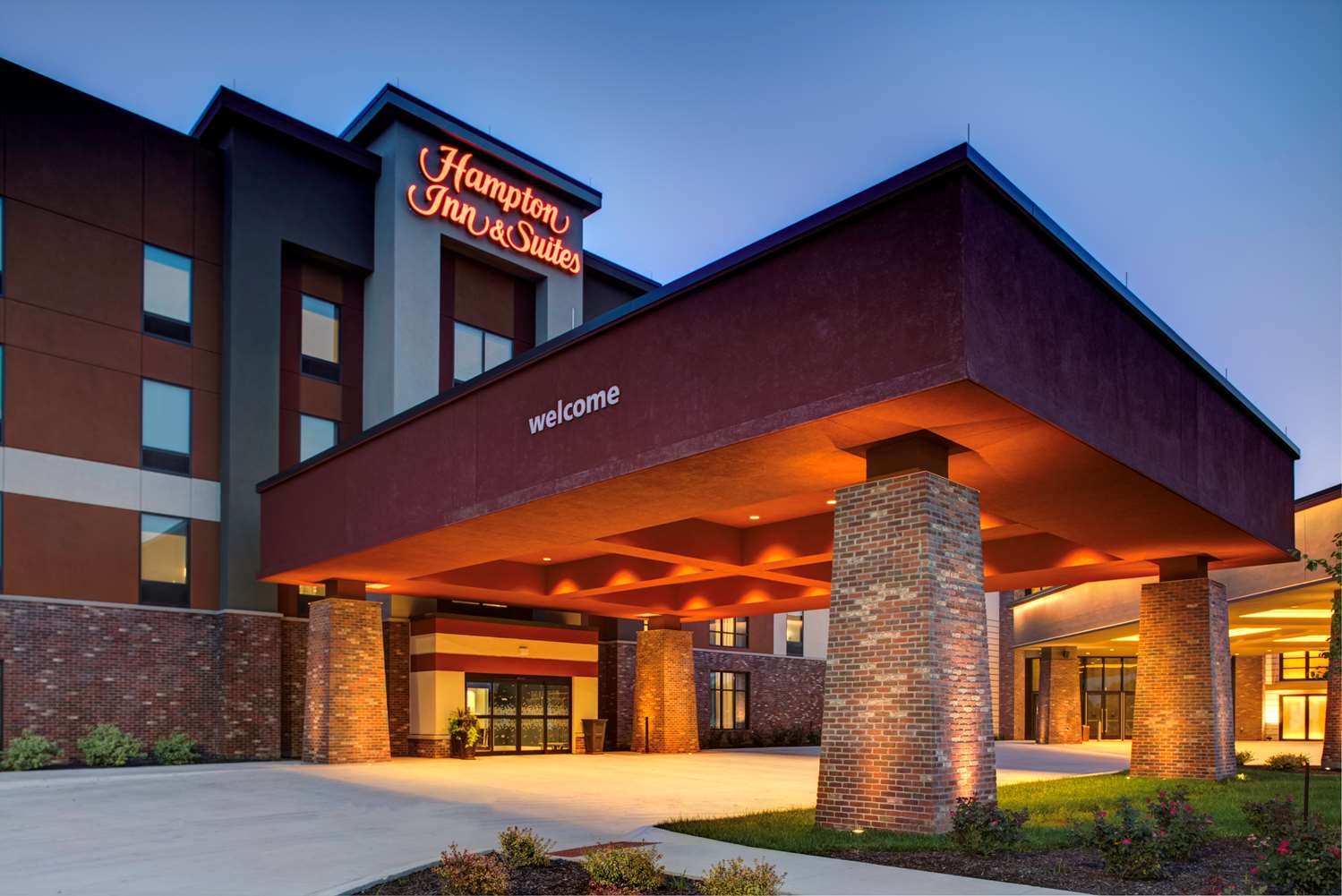 Hampton Inn & Suites by Hilton Pittsburg Kansas Crossing Casino near PSU 2