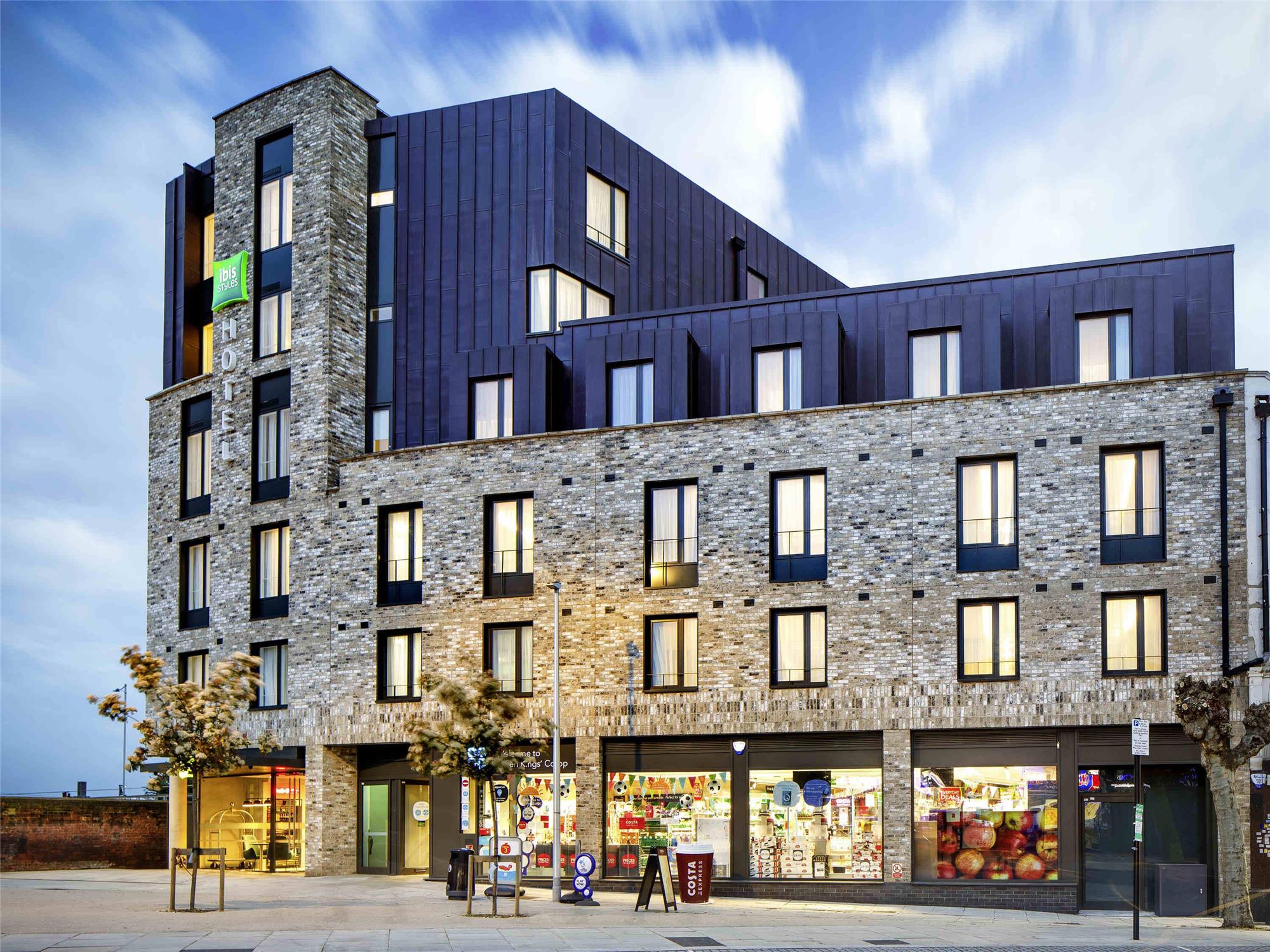 Ibis Styles London Seven Kings 1