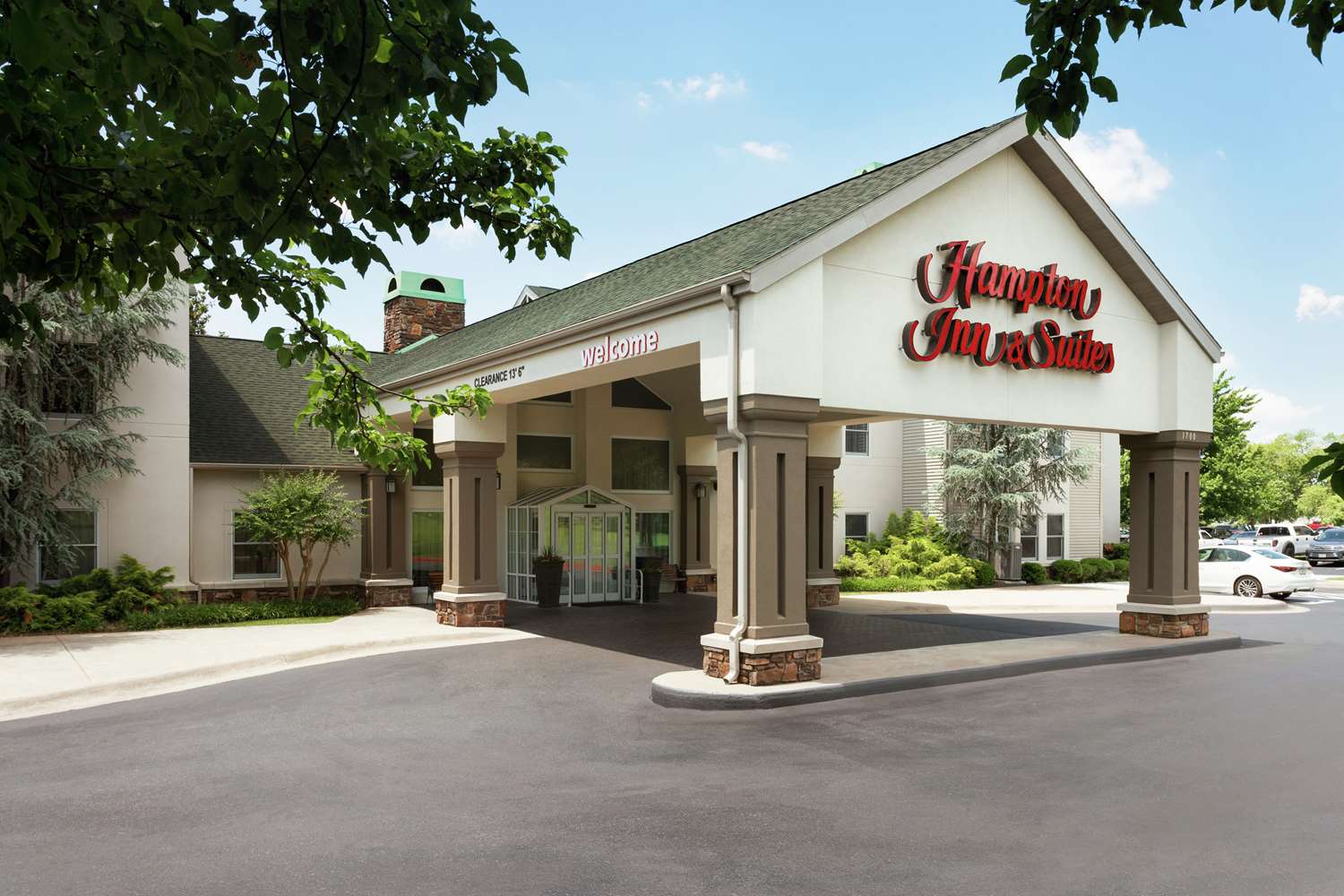 Hampton Inn & Suites Springdale 1