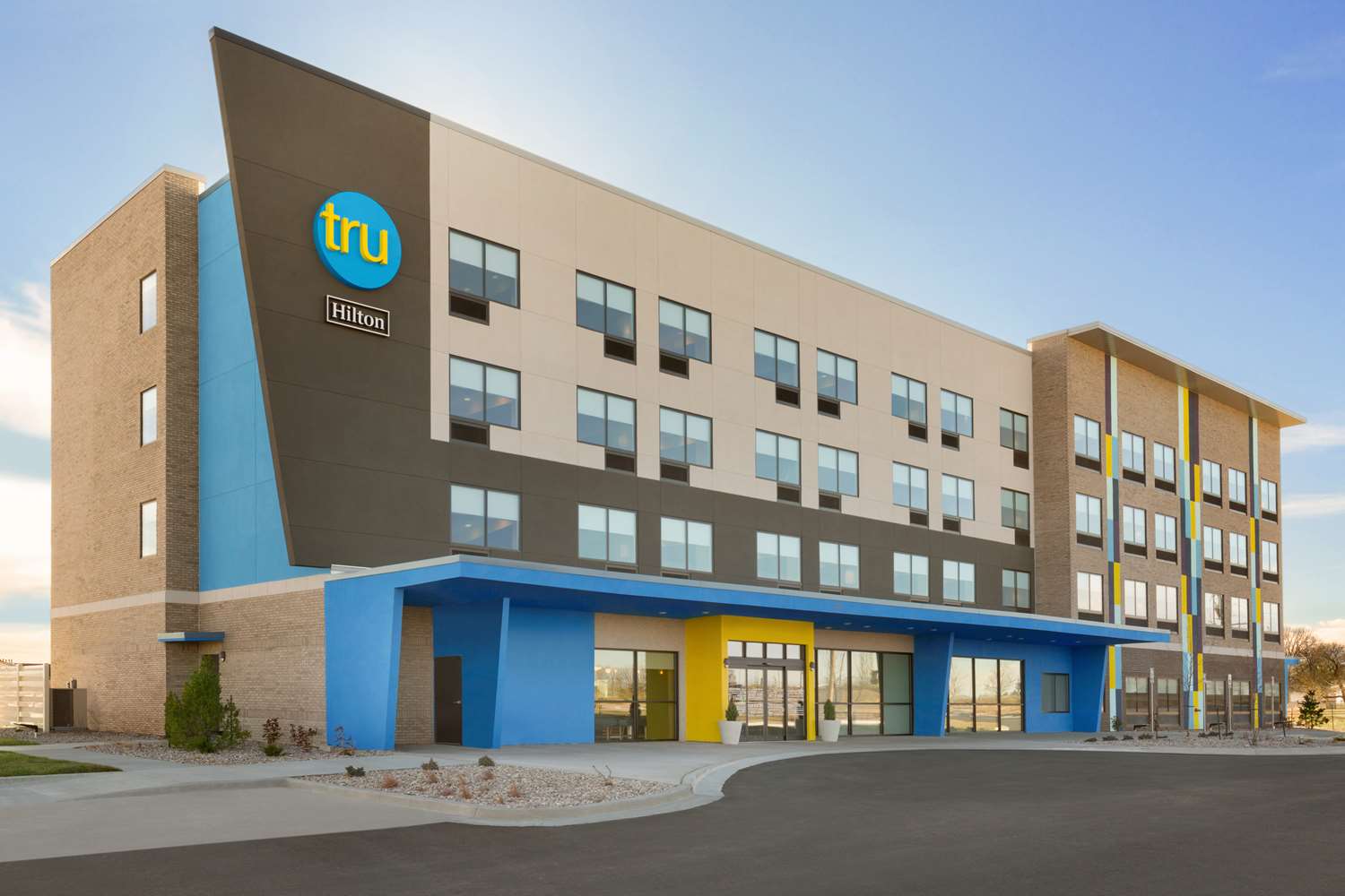 Tru By Hilton Cheyenne 1