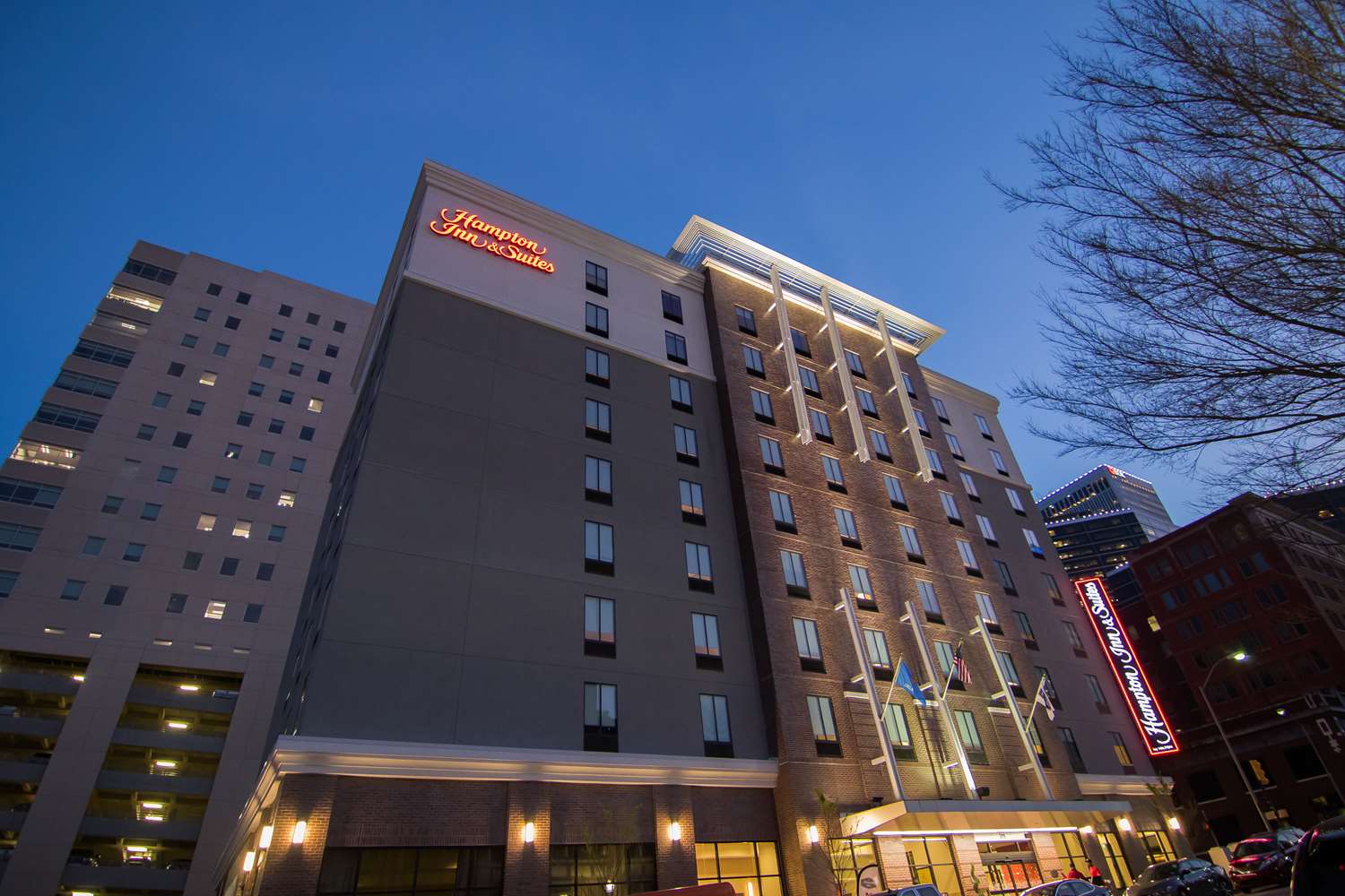 Hampton Inn & Suites - Tulsa Downtown, OK 2