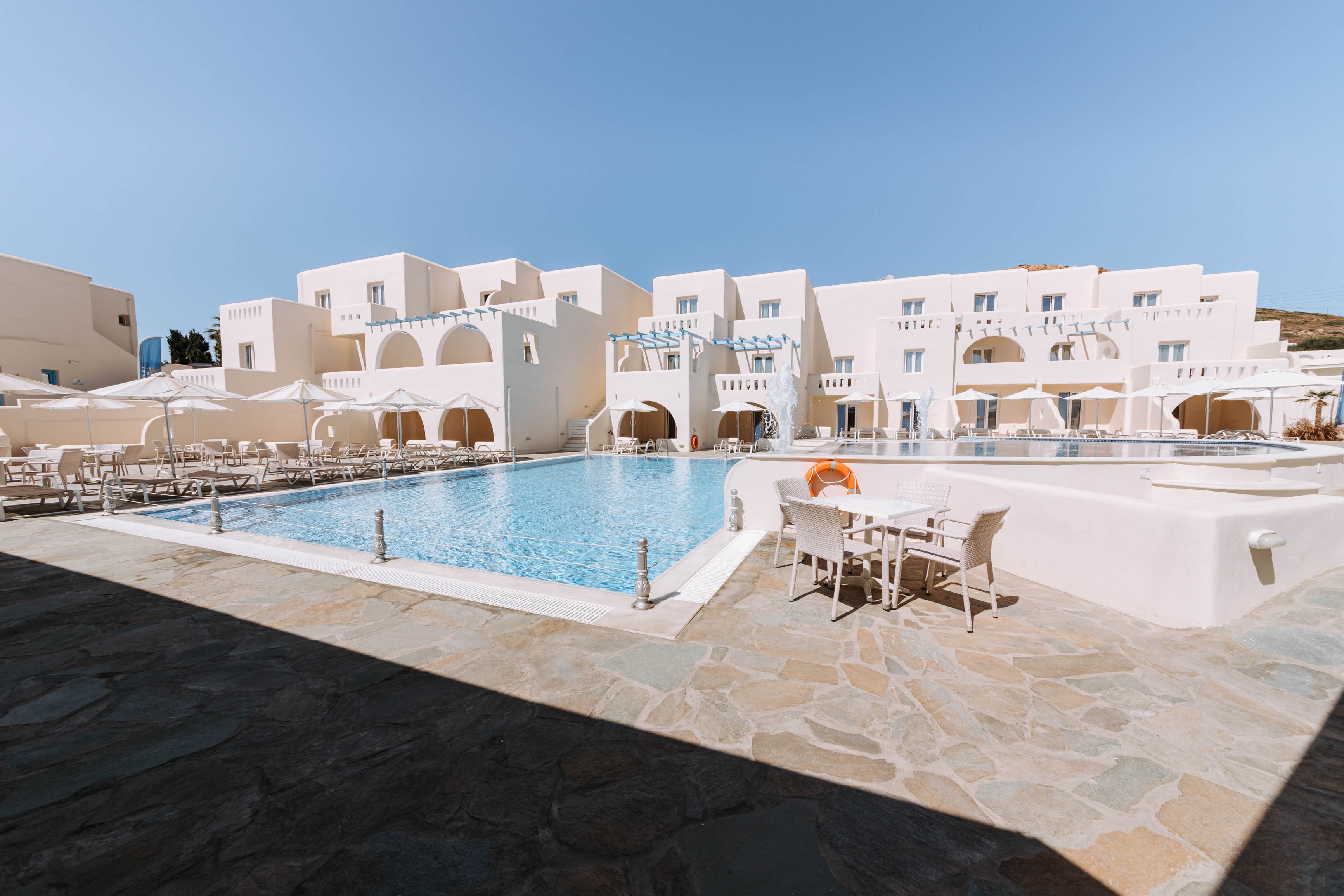 HOTIDAY Room Collection - Naxos 1