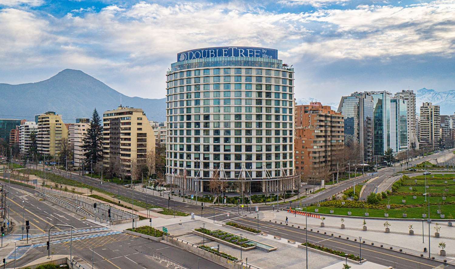 DoubleTree by Hilton Santiago Kennedy, Chile 1