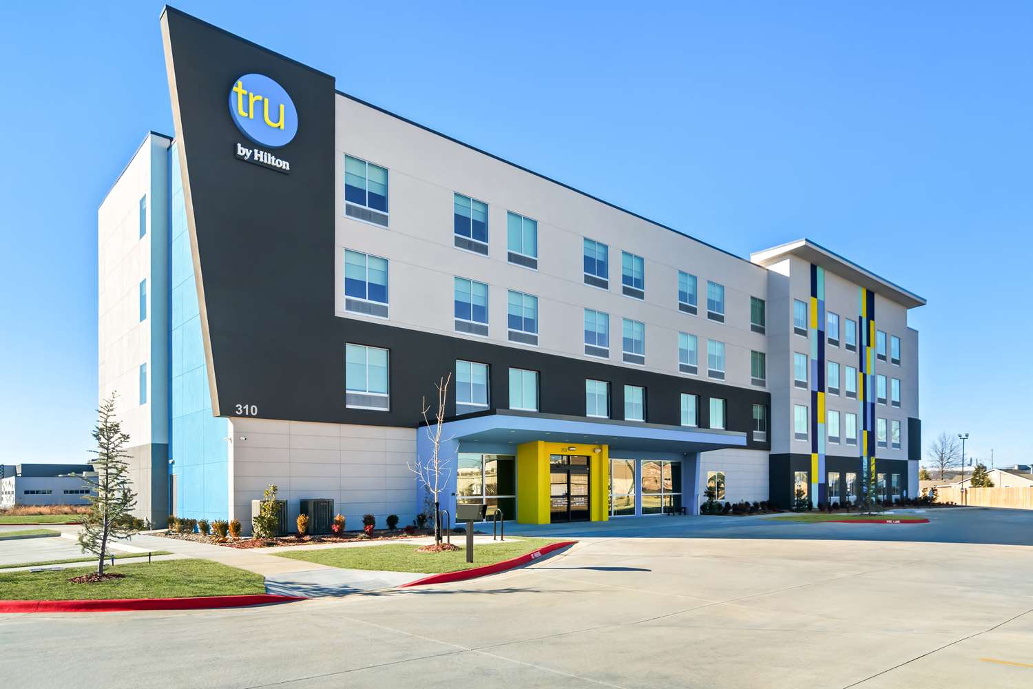 Tru By Hilton Rogers Bentonville 1