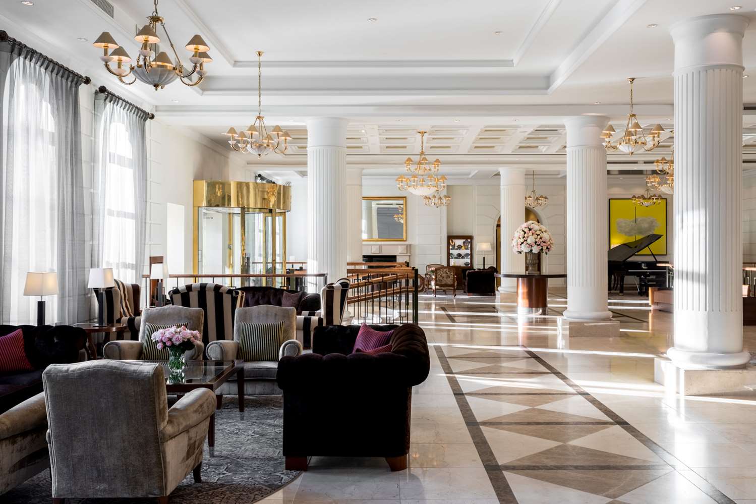 Grand Hotel Vilnius, Curio Collection by Hilton 2