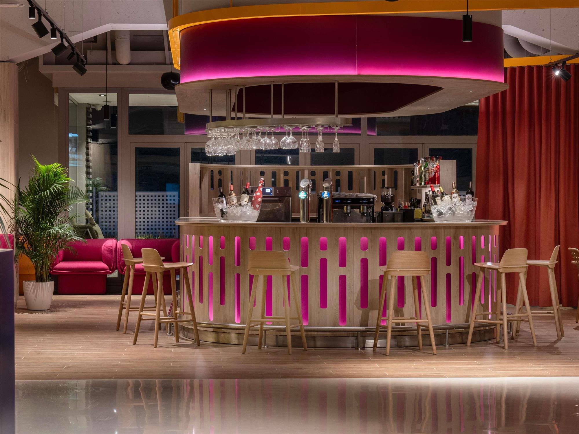 ibis Styles Barcelona Sant Joan Despi 1