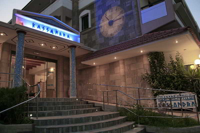 Kassandra Family Aparthotel and SPA