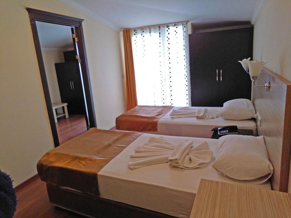Kleopatra Bavyera Hotel — Türkische Riviera