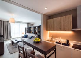 Centara West Bay Hotel & Residences Doha 3
