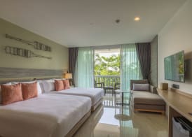 Centara Grand Beach Resort Phuket 2