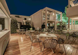 New Beach Hotel 3