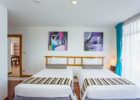 Waterfront Suites Phuket by Centara 4