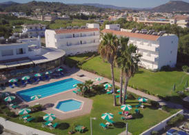 Pylea Beach Hotel 3