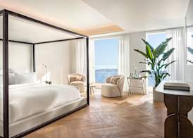 The Roc Club, A Hotel to Live 3
