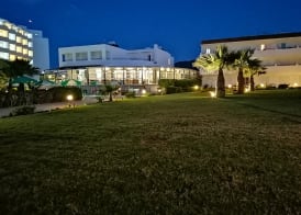 Pylea Beach Hotel 4