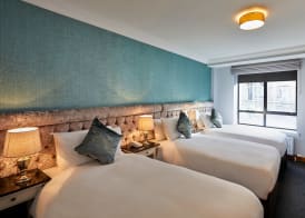 Handel's Hotel 2