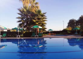 Pylea Beach Hotel 2