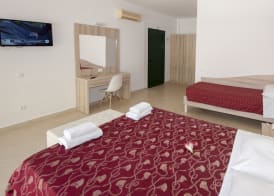 Aqua Blue Hotel 3