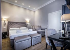 Hotel Emma 4