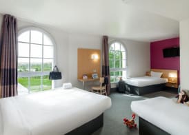 B&B HOTEL près de Disneyland Paris 2