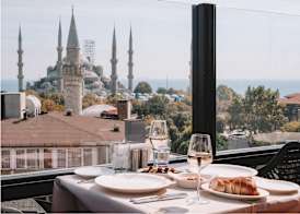 Sura Design Hotel & Suites 3