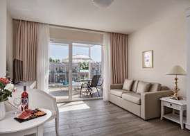 Sandy Villas Resort 3