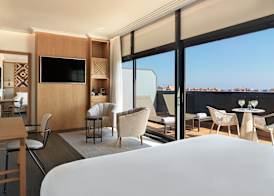 H10 Marina Barcelona 5
