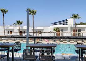 Napa Mermaid Hotel & Suites 4