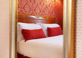 Hotel De Seine 4