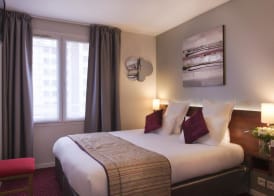 Hotel Izzy 3