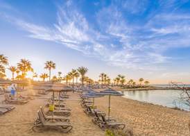 Adams Beach Hotel & Spa 4