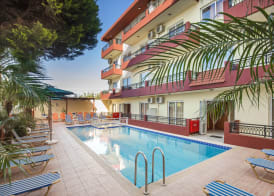Alea Hotel Apartments 4