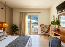 Nostos Beach Boutique Hotel 4