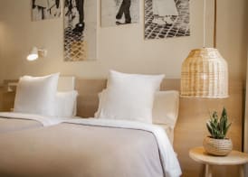 Room Select Via Veneto 2