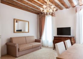 San Teodoro Palace - Luxury Apartments 4