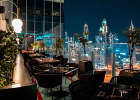 Taj Jumeirah Lakes Towers 3