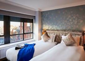 Handel's Hotel 4