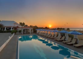 Nirvana Beach Hotel 5