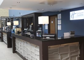 Holiday Inn Express WINDSOR by IHG 4