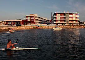 Agua Hotels Riverside 5