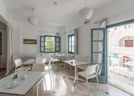 Iris Boutique Hotel 4