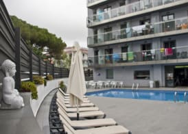 Summer Hotel 3