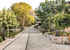 Elios Hill 4